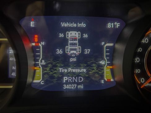 Used 2024 Jeep Wrangler Unlimited Rubicon w/ Convenience Group image 21