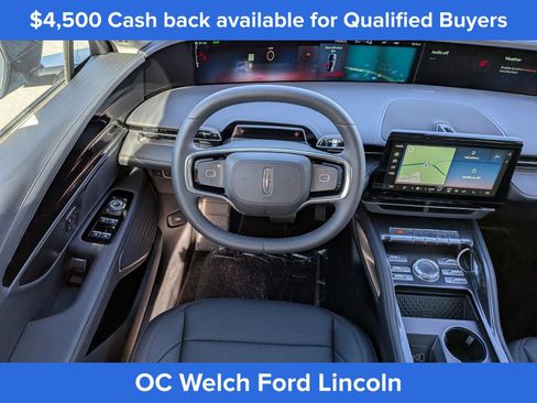 New 2026 Lincoln Nautilus Premier image 19