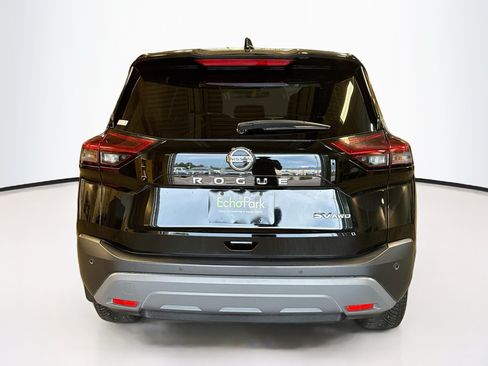 Used 2021 Nissan Rogue SV AWD/4WD image 7
