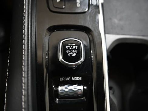Used 2021 Volvo XC90 T8 Inscription AWD/4WD image 29