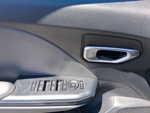 Used 2025 Kia K4 FWD image 17