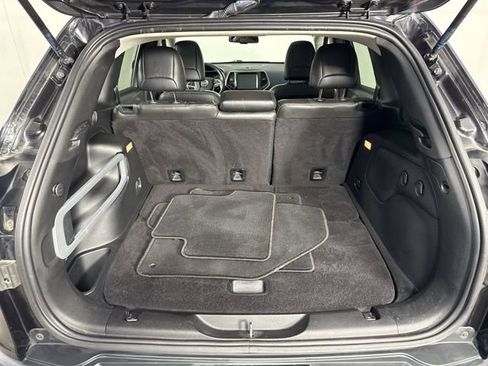 Used 2015 Jeep Cherokee Limited AWD/4WD image 34