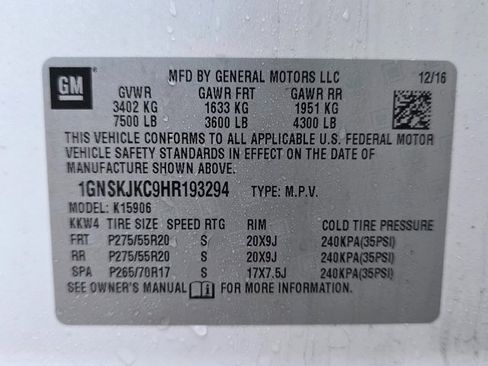 Used 2017 Chevrolet Suburban Premier image 3