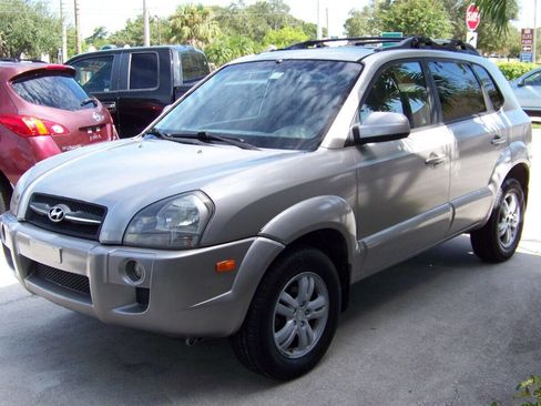 Used 2006 Hyundai Tucson Limited image 2