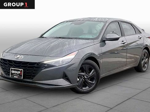 Used 2023 Hyundai Elantra SEL FWD image 1