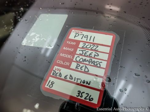 Used 2022 Jeep Compass Limited AWD/4WD image 25