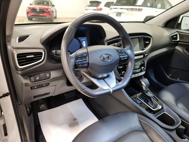 Used 2018 Hyundai Ioniq Limited FWD image 13