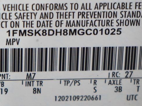 Used 2021 Ford Explorer XLT image 26