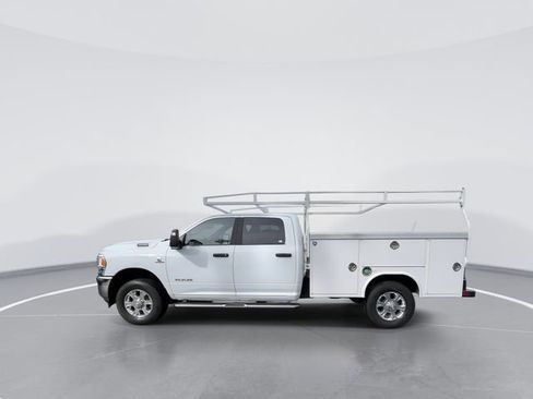 Used 2024 RAM 3500 Big Horn image 5