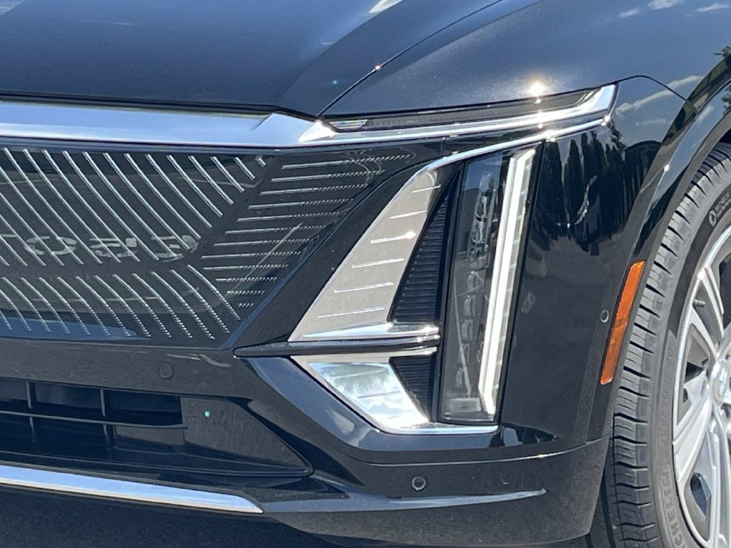 Certified 2024 Cadillac Lyriq Luxury w/ LPO, Floor Liner Package AWD/4WD image 10