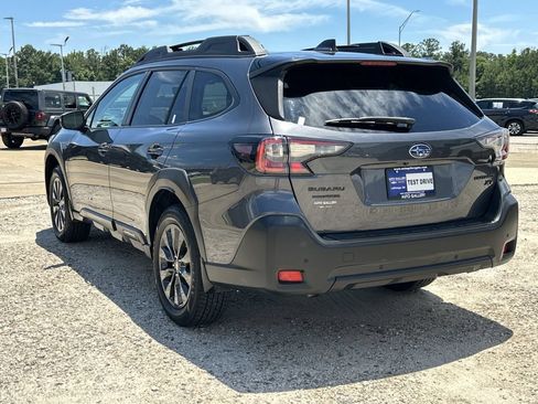 Used 2024 Subaru Outback Onyx Edition XT AWD/4WD image 7