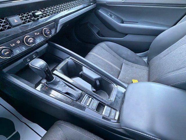 Used 2024 Honda Accord Sport image 33