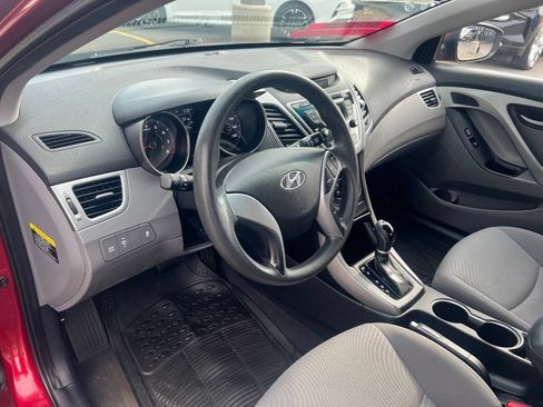 Used 2016 Hyundai Elantra SE FWD image 6