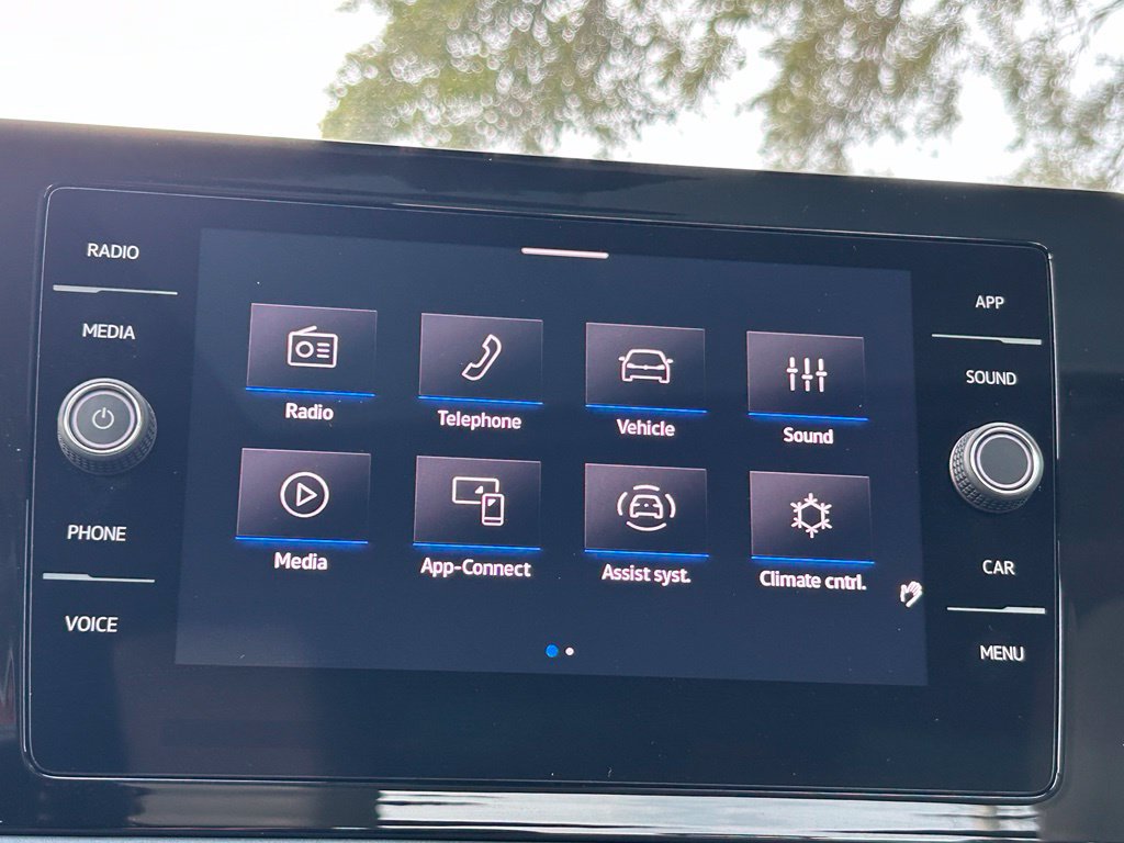 Certified 2026 Volkswagen Jetta SE FWD image 33