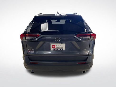 Certified 2021 Toyota RAV4 LE AWD/4WD image 5