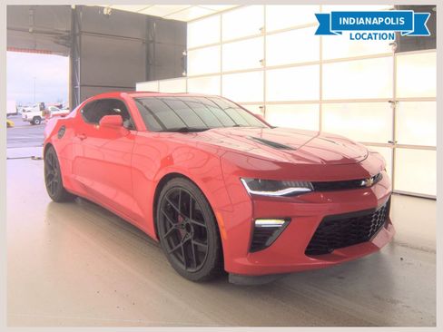 Used 2018 Chevrolet Camaro SS image 1