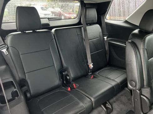 Used 2019 Chevrolet Traverse RS image 13