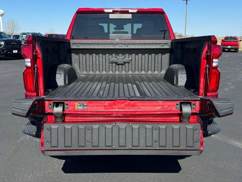 Used 2026 Chevrolet Silverado 1500 LT Trail Boss w/ LT Trail Boss Premium Package image 4