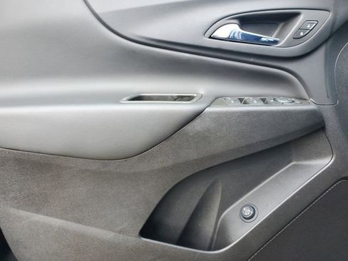 Certified 2023 Chevrolet Equinox LT FWD image 19