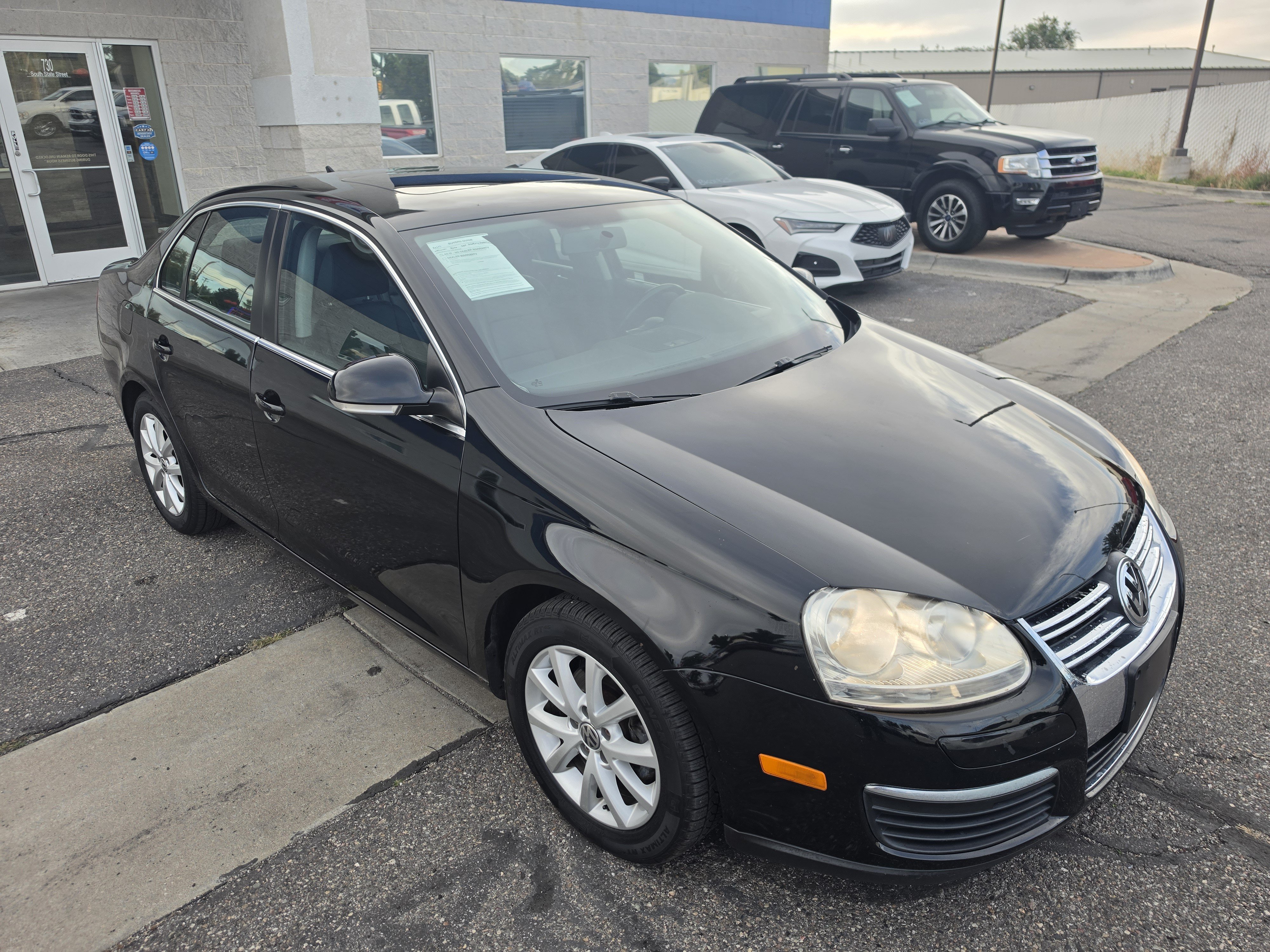 Used 2010 Volkswagen Jetta SE FWD image 31