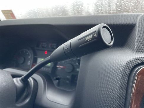 Used 2014 Ford E-350 and Econoline 350 Super Duty image 20