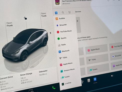 Used 2024 Tesla Model Y Long Range image 18