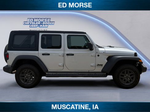 Used 2024 Jeep Wrangler Unlimited Sport w/ Convenience Group AWD/4WD image 6