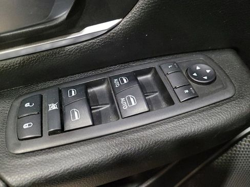 Used 2019 RAM 1500 Big Horn RWD image 27