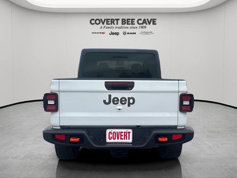 Certified 2024 Jeep Gladiator Mojave image 8