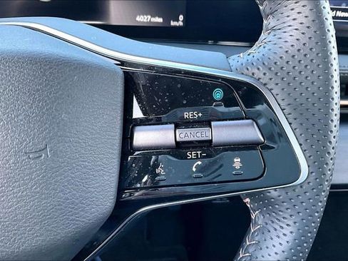 Used 2023 Nissan Ariya AWD image 19