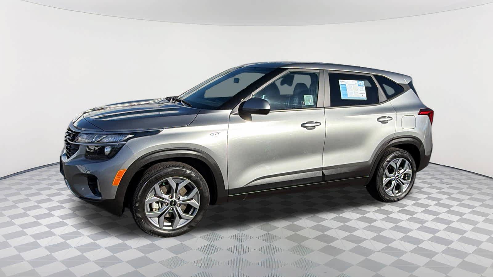 Used 2024 Kia Seltos LX AWD/4WD image 8