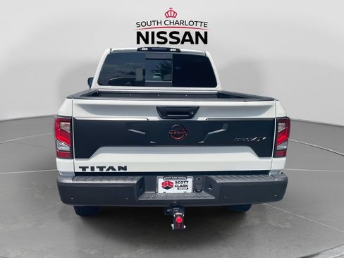 Used 2023 Nissan Titan PRO-4X w/ Off Road Protection Package AWD/4WD image 5