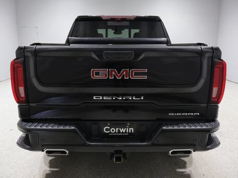 Used 2023 GMC Sierra 1500 Denali w/ Technology Package AWD/4WD image 3