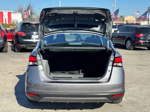 Used 2020 Nissan Versa S image 27