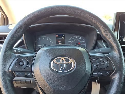 Used 2024 Toyota Corolla LE image 26