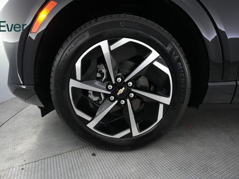 Used 2024 Chevrolet Equinox EV LT FWD image 19