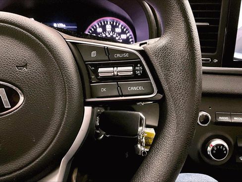 Used 2021 Kia Sportage LX image 18