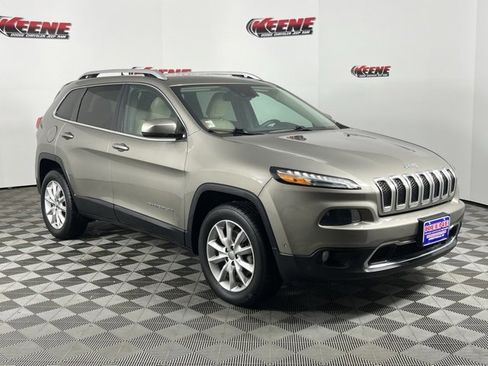 Used 2016 Jeep Cherokee Limited w/ Luxury Group image 2