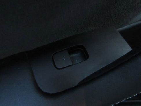 Used 2022 Tesla Model 3 Standard Range image 29