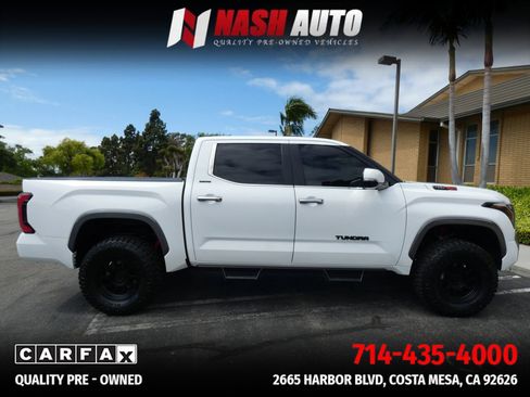 Used 2024 Toyota Tundra Limited AWD/4WD image 6