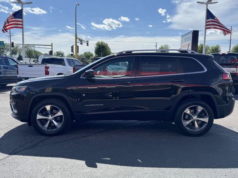 Used 2019 Jeep Cherokee Limited AWD/4WD image 4