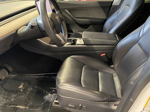 Used 2020 Tesla Model Y Long Range image 11