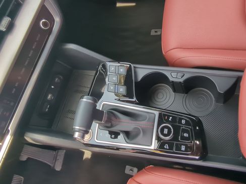 Certified 2024 Kia Sportage SX FWD image 19