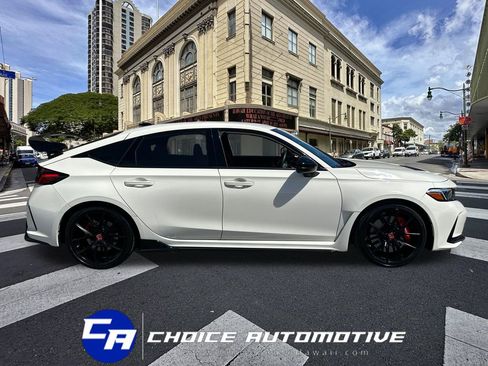 Used 2023 Honda Civic Type R image 8