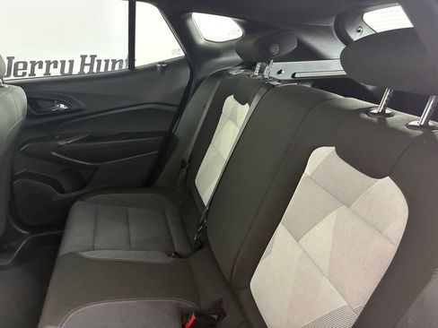 Used 2024 Chevrolet Trax RS w/ Driver Confidence Package image 23