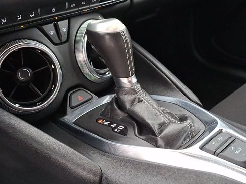 Used 2020 Chevrolet Camaro LT w/ RS Package RWD image 15