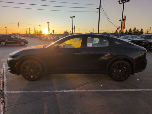 New 2026 Toyota Crown Nightshade image 7