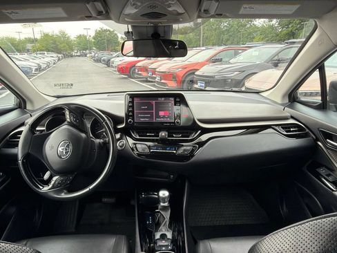 Certified 2021 Toyota C-HR Limited FWD image 16