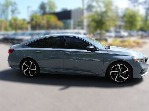 Used 2022 Honda Accord Sport image 10