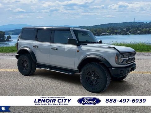 New 2026 Ford Bronco Badlands AWD/4WD image 1